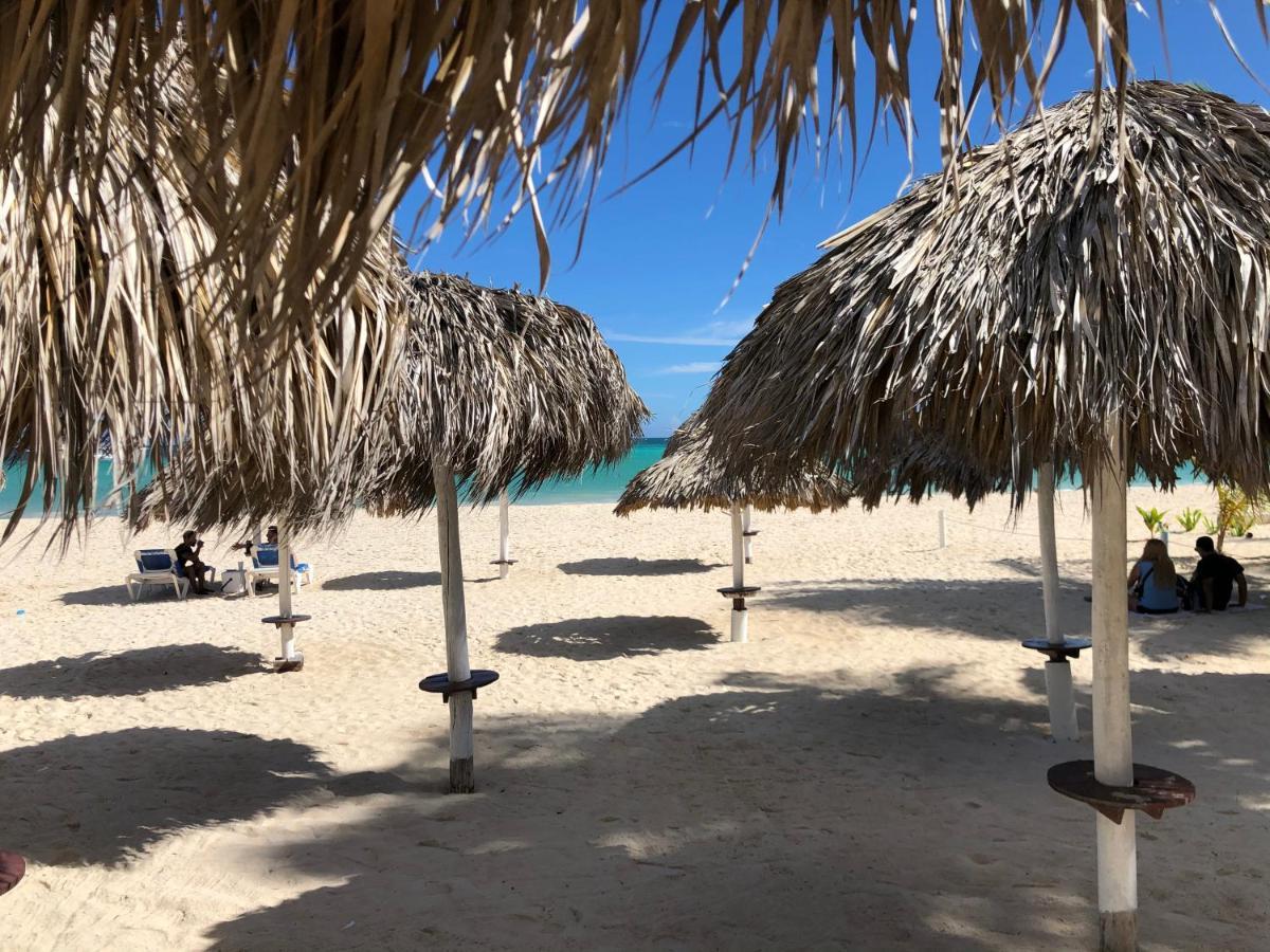 V&V Beach House Punta Cana Eksteriør bilde
